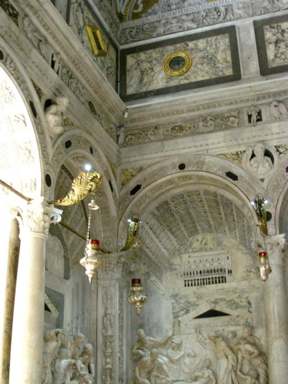 BASILICA DE SAN ANTONIO DE PADUA