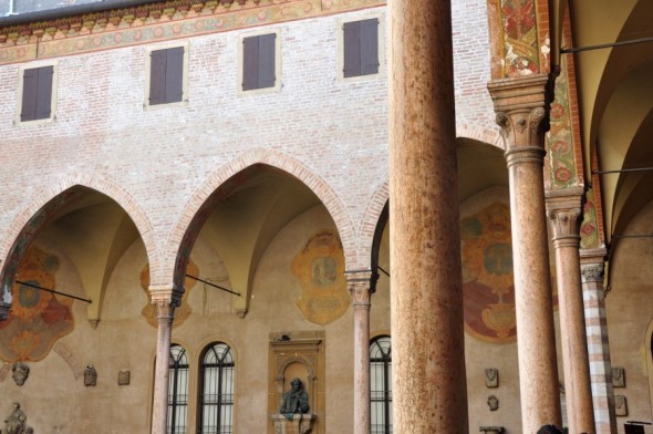 BASILICA DE SAN ANTONIO DE PADUA