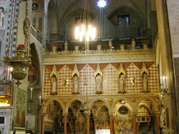 BASILICA DE SAN ANTONIO DE PADUA