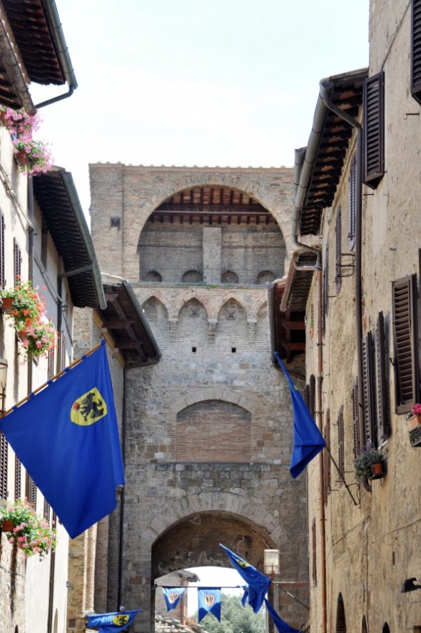 PUERTA DE SAN MATEO 