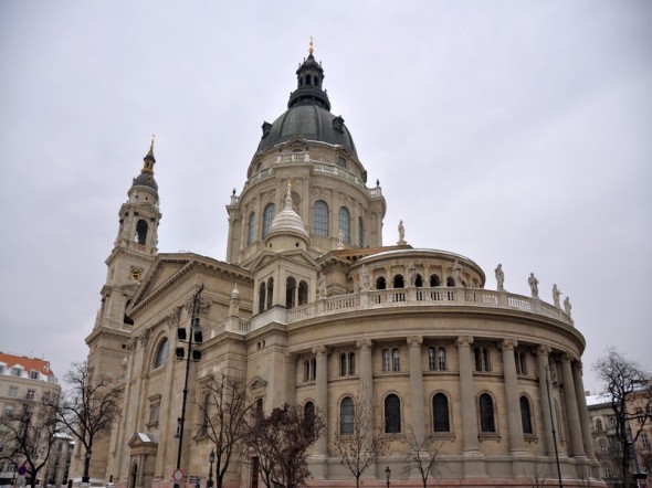 BASILICA DE SAN ESTEBAN 