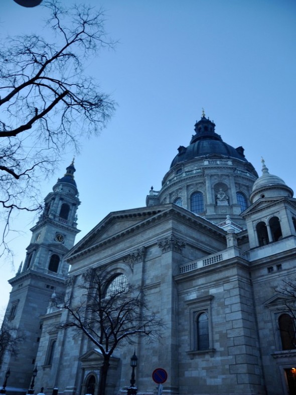 BASILICA DE SAN ESTEBAN 