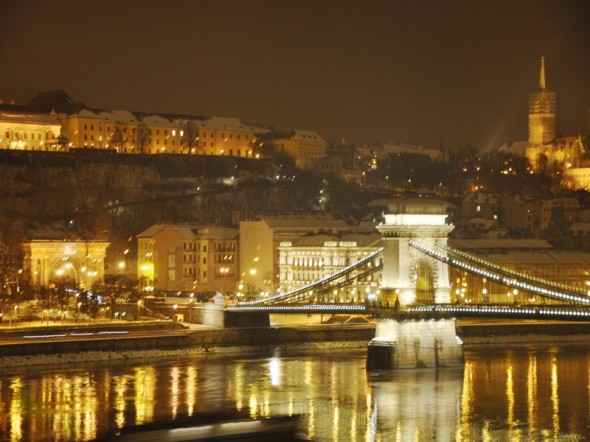 PUENTE DE LAS CADENAS 