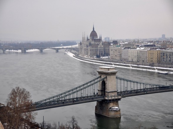 PUENTE DE LAS CADENAS 