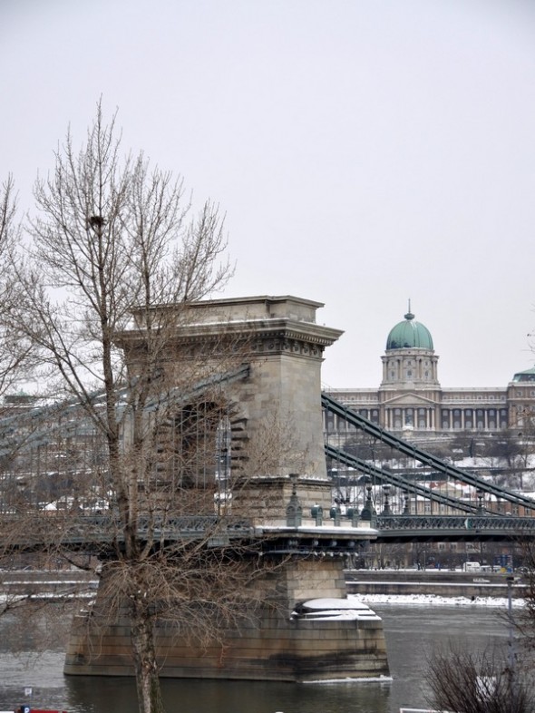 PUENTE DE LAS CADENAS 