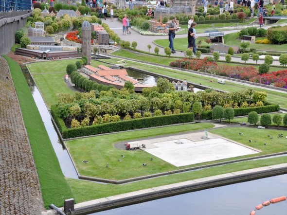 MADURODAM 