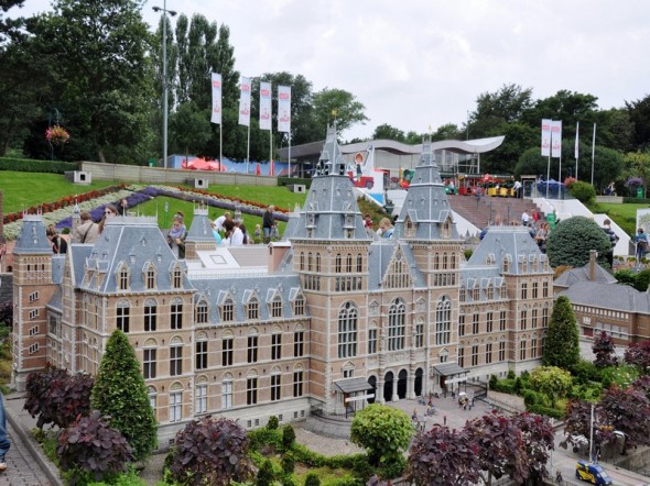 MADURODAM 