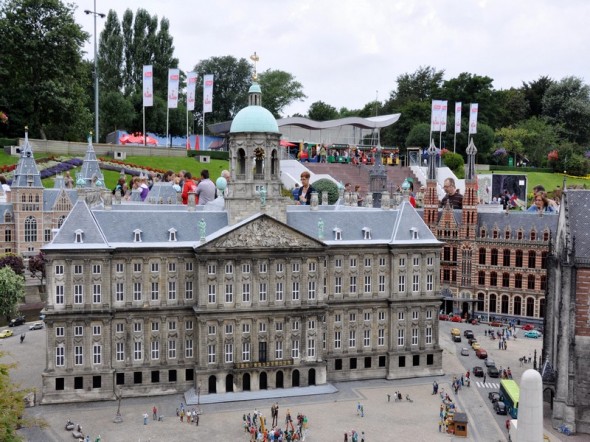 MADURODAM 