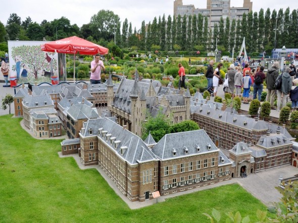 MADURODAM 