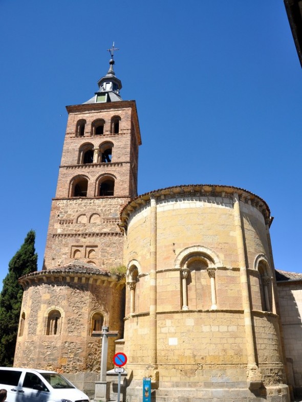 IGLESIA DE SAN ANDRES 