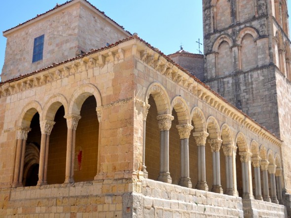 IGLESIA DE SAN ESTEBAN