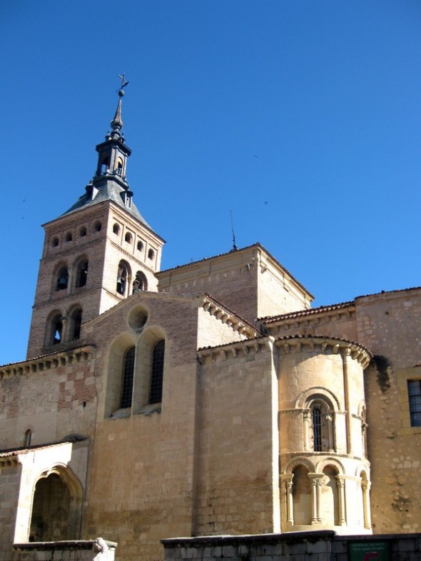 IGLESIA DE SAN MARTIN 