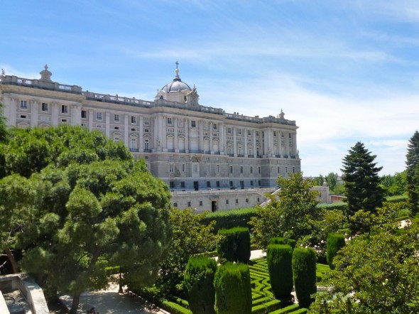 JARDINES DE SABATINI 