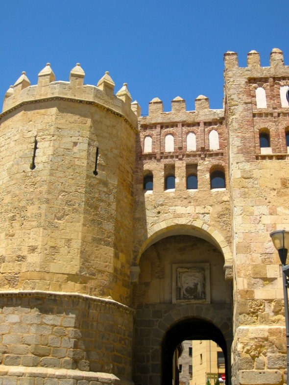 PUERTA DE SAN ANDRES 