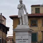 ESTATUA GIUSEPPE MAZZINI