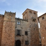 PALACIO DE LOS GOLFINES DE ABAJO